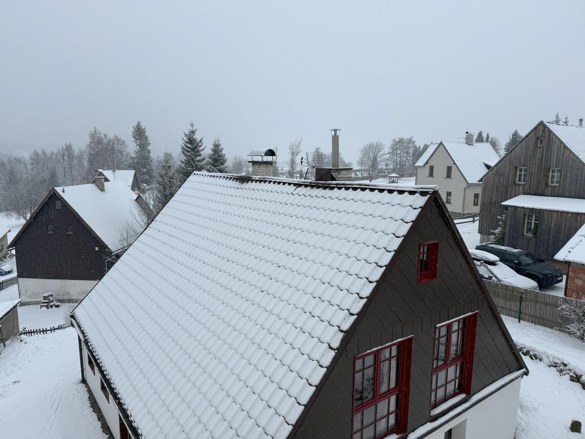 Velflik - V Srdci Krusnych Hor Apartment